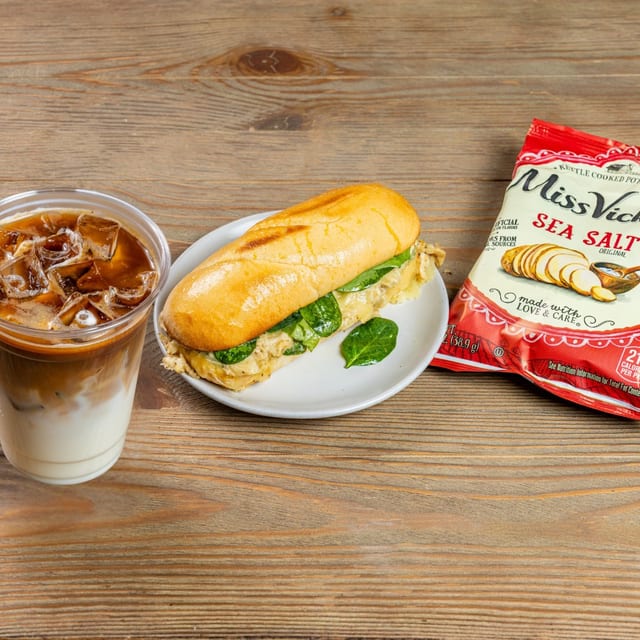 Mo' Sub, Chips & Iced Latte.